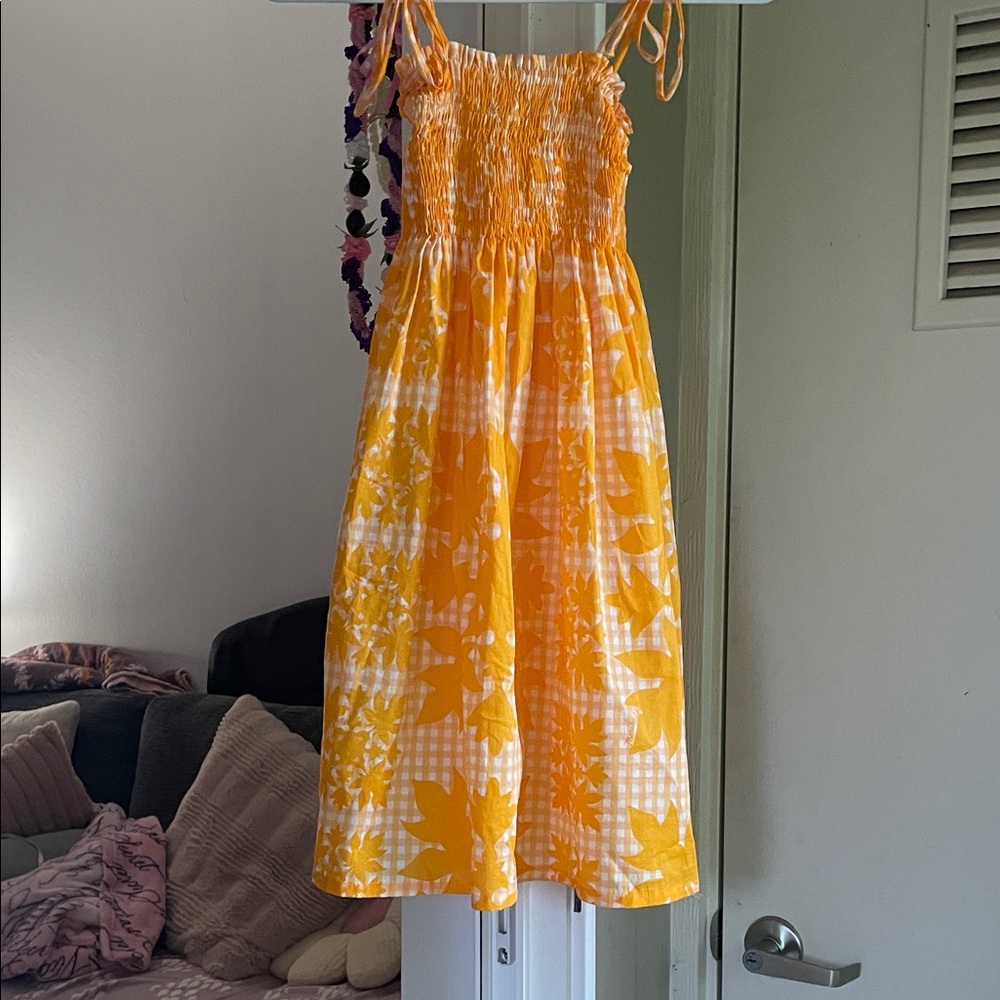 Manuhealii quilt print dress .